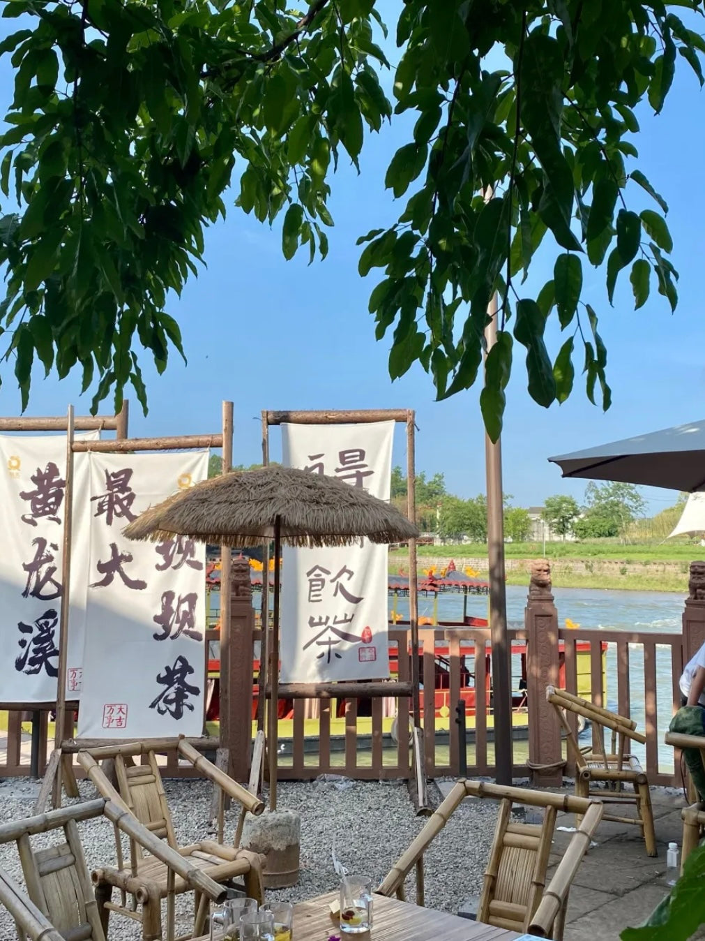 1-Day Tour to  Leshan Giant Buddha and Ancient Town