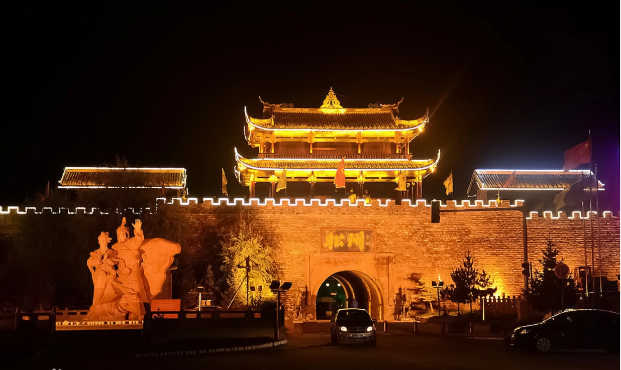 Chengdu to Jiuzhaigou Scenic Area Huanglong Classic 4-day Tour with Experienced Local Driver Tickets Hotels