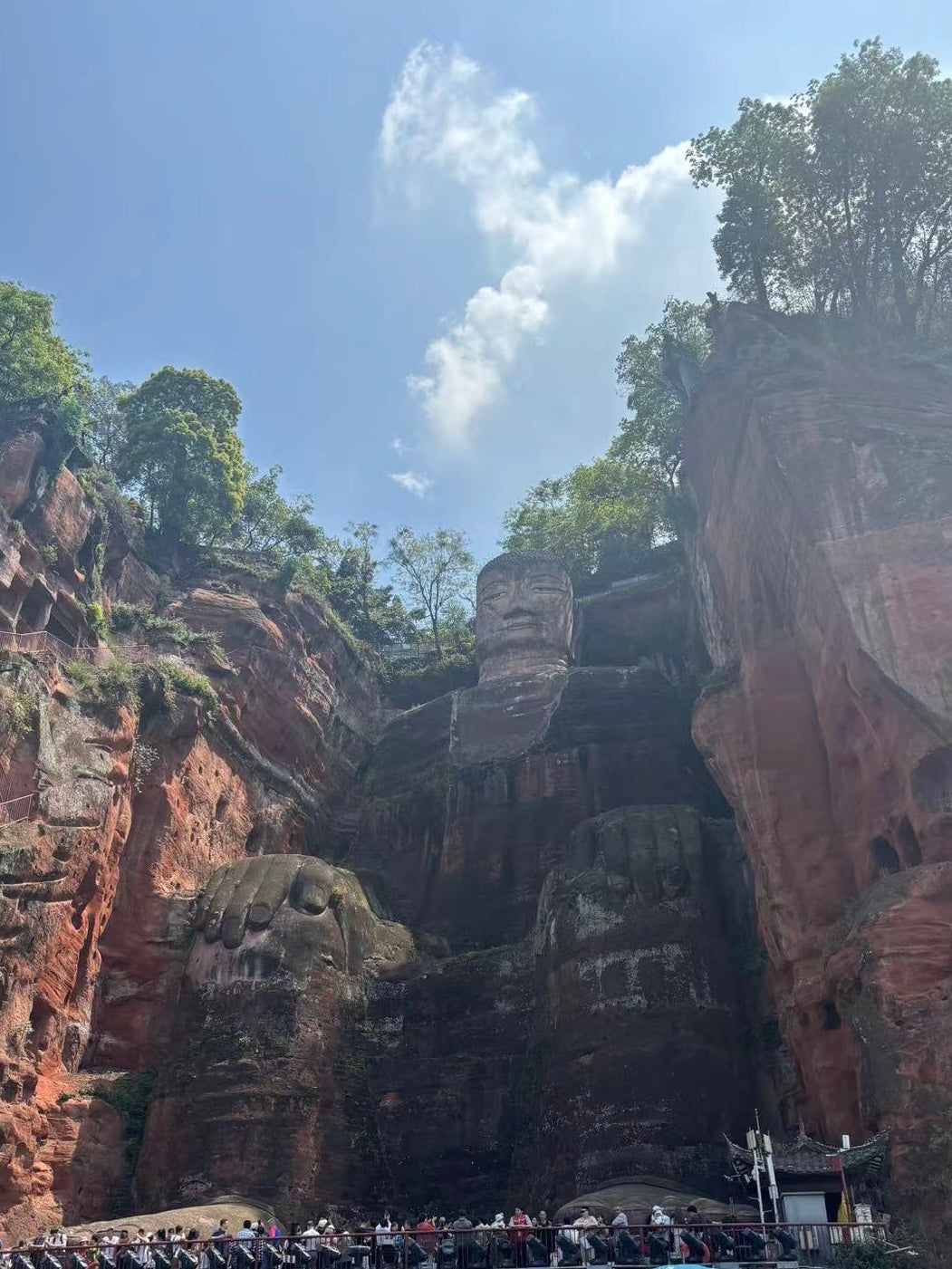 1-Day Tour to  Leshan Giant Buddha and Ancient Town